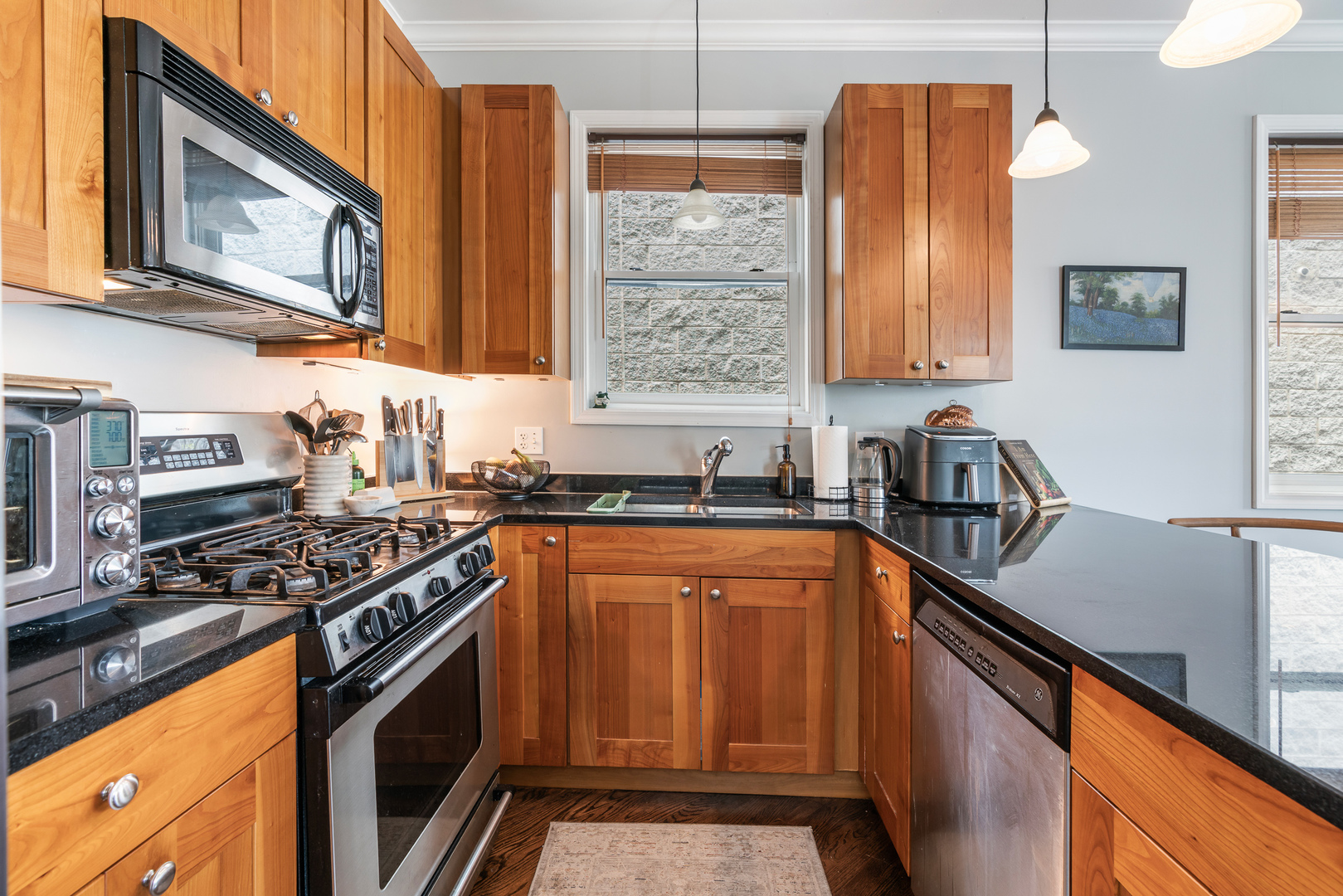 1043 N Winchester Avenue #3, Chicago, IL 60622