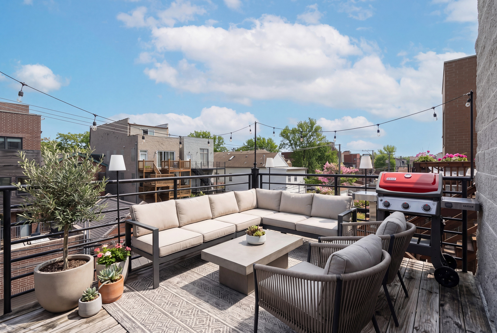 1043 N Winchester Avenue #3, Chicago, IL 60622