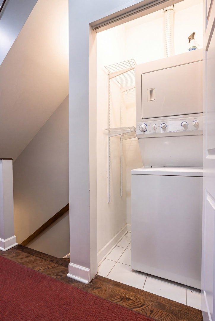 1043 N Winchester Avenue #3, Chicago, IL 60622