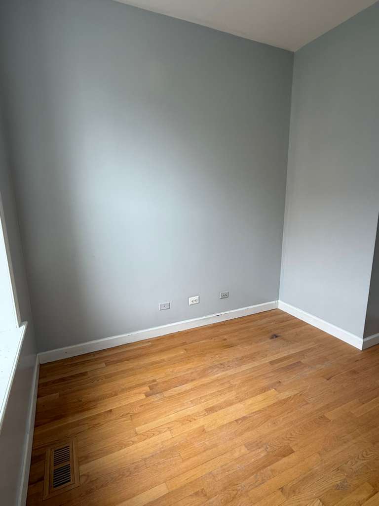 448 N Aberdeen Street #3, Chicago, IL 60642