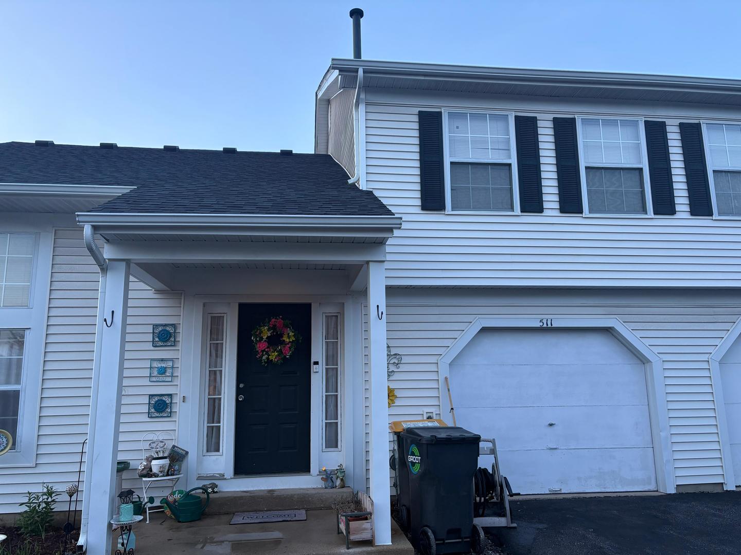 511 East Avenue #511, Streamwood, IL 60107