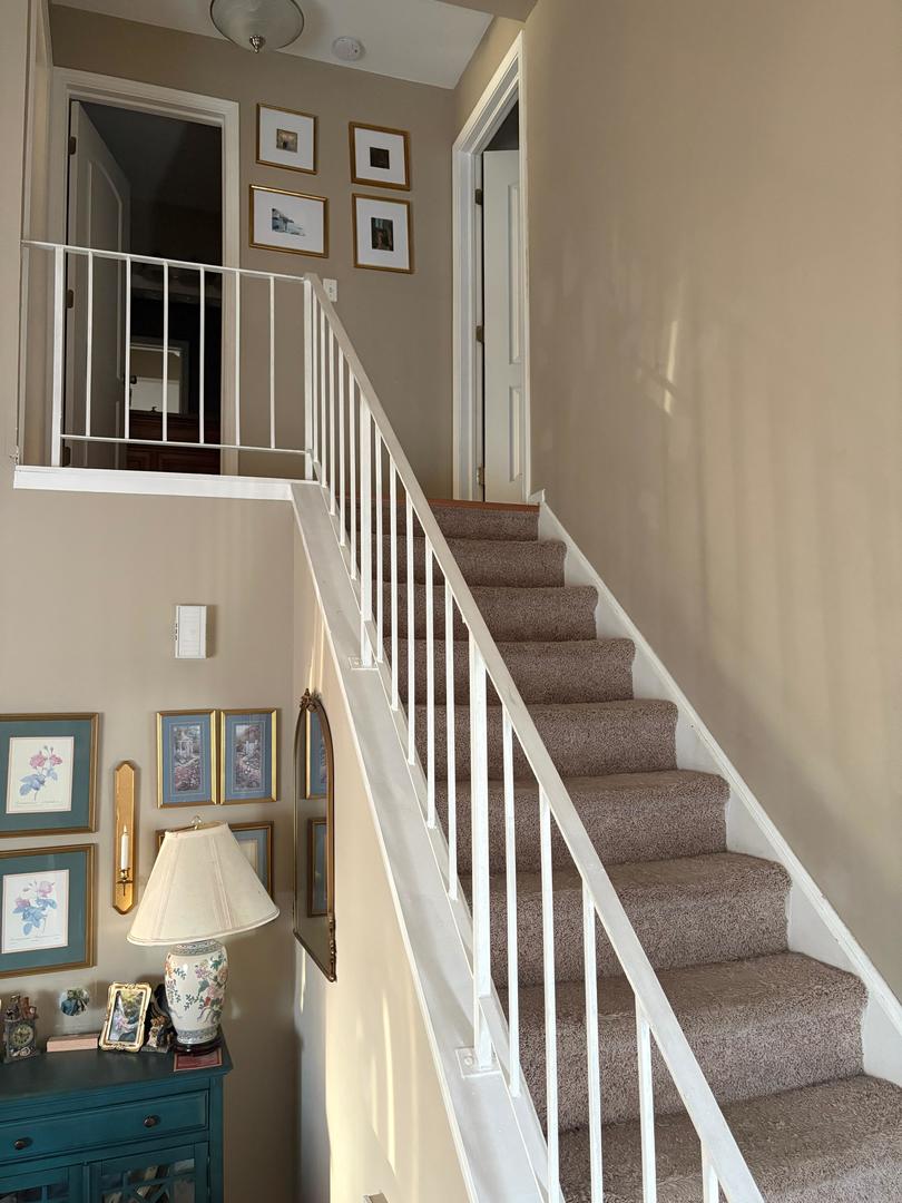 511 East Avenue #511, Streamwood, IL 60107