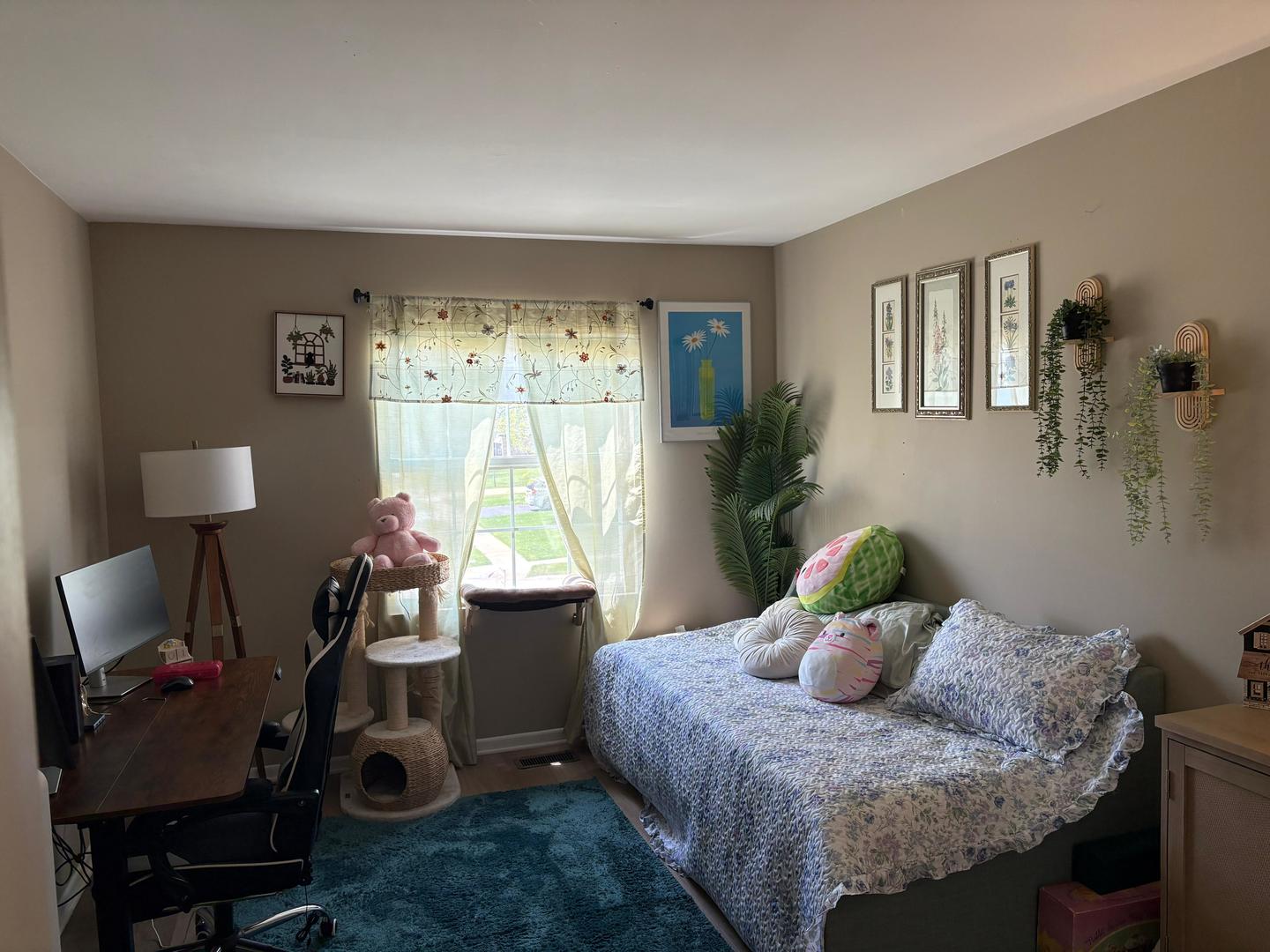 511 East Avenue #511, Streamwood, IL 60107