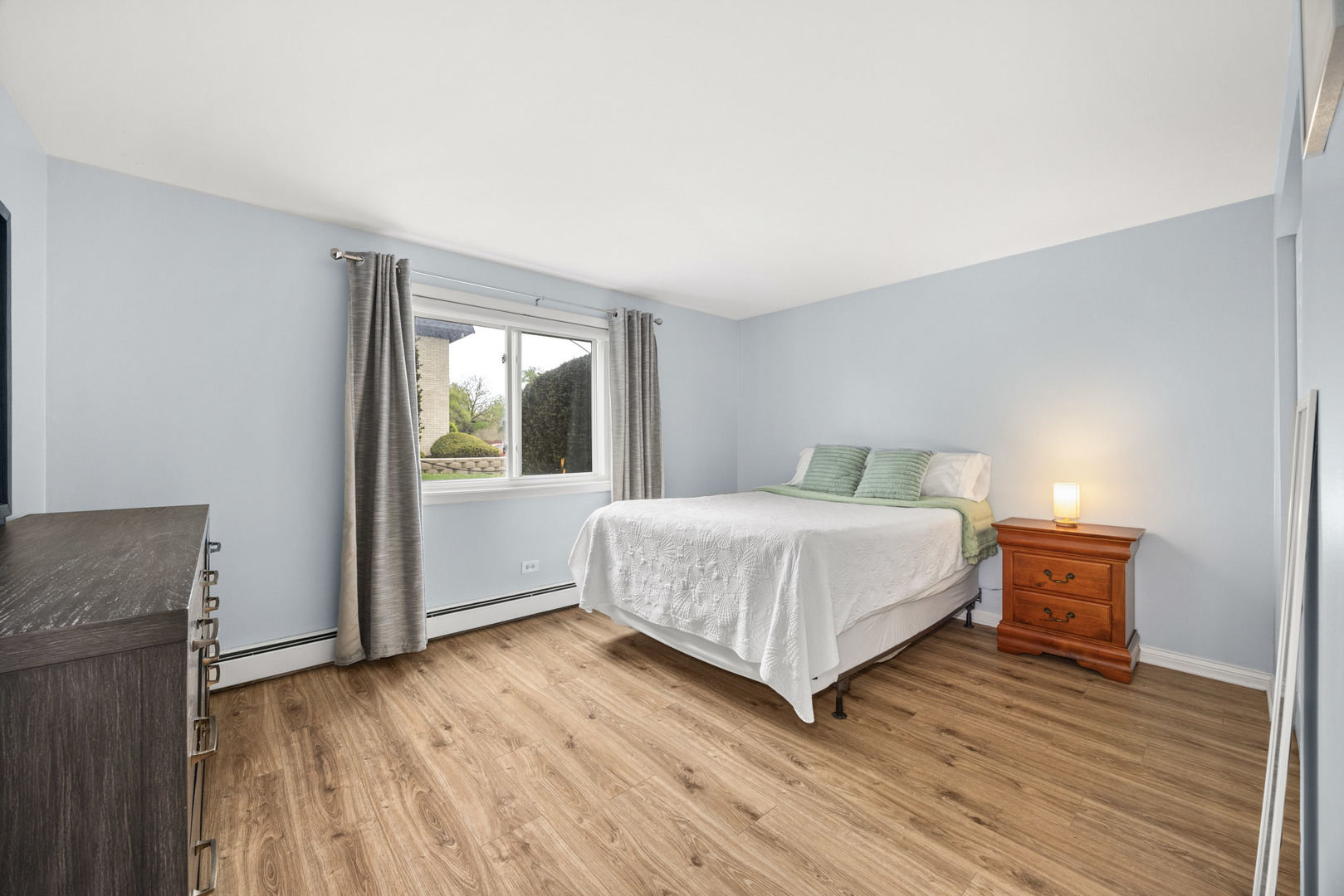 11133 S 84th Avenue #1B, Palos Hills, IL 60465