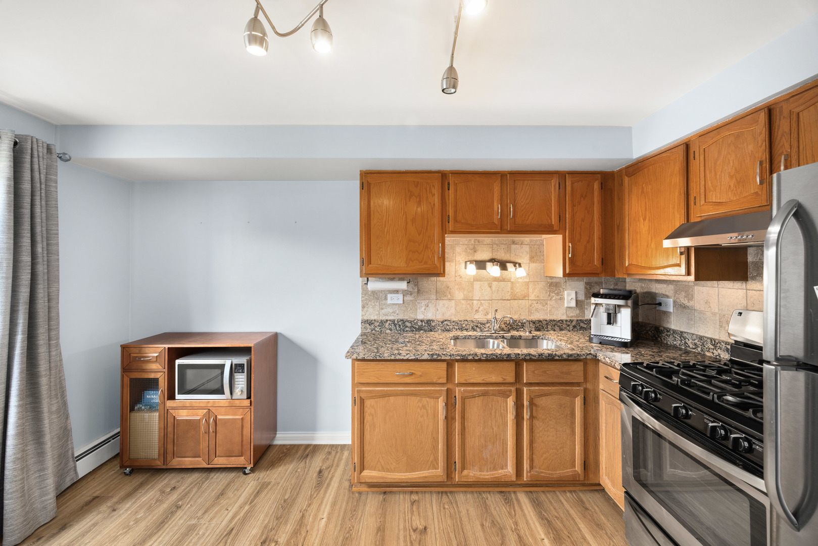 11133 S 84th Avenue #1B, Palos Hills, IL 60465