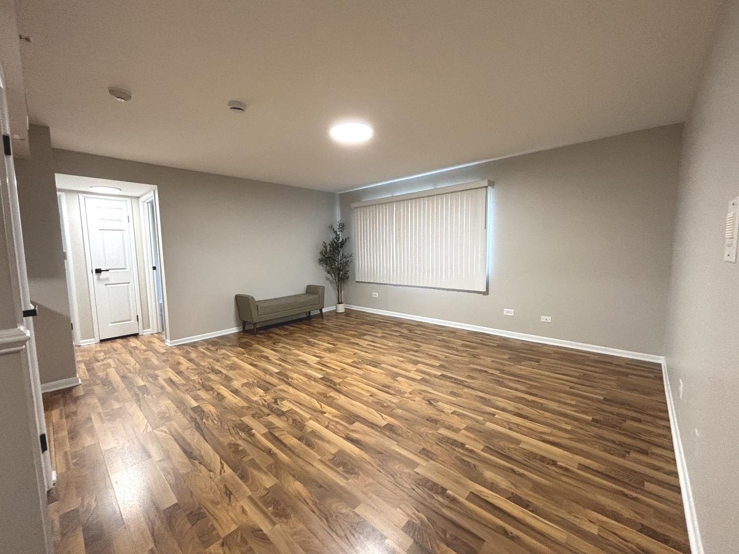 10437 Natoma Avenue #4, Chicago Ridge, IL 60415