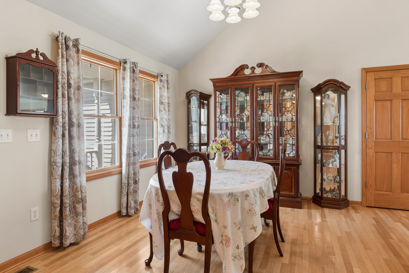 1305 W Northwind Drive, Sandwich, IL 60548