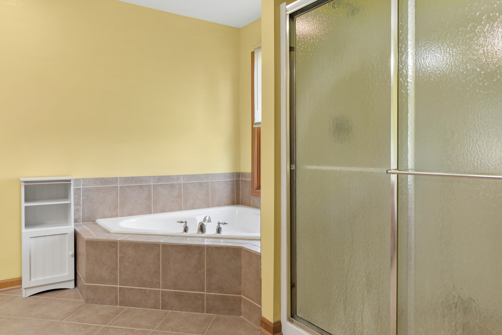 1305 W Northwind Drive, Sandwich, IL 60548