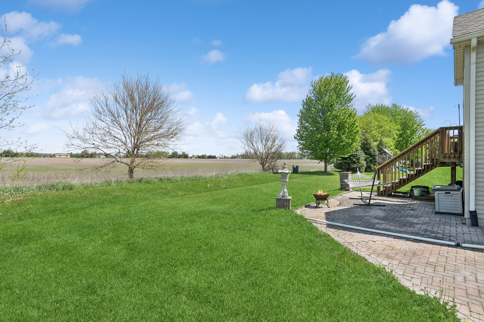1305 W Northwind Drive, Sandwich, IL 60548