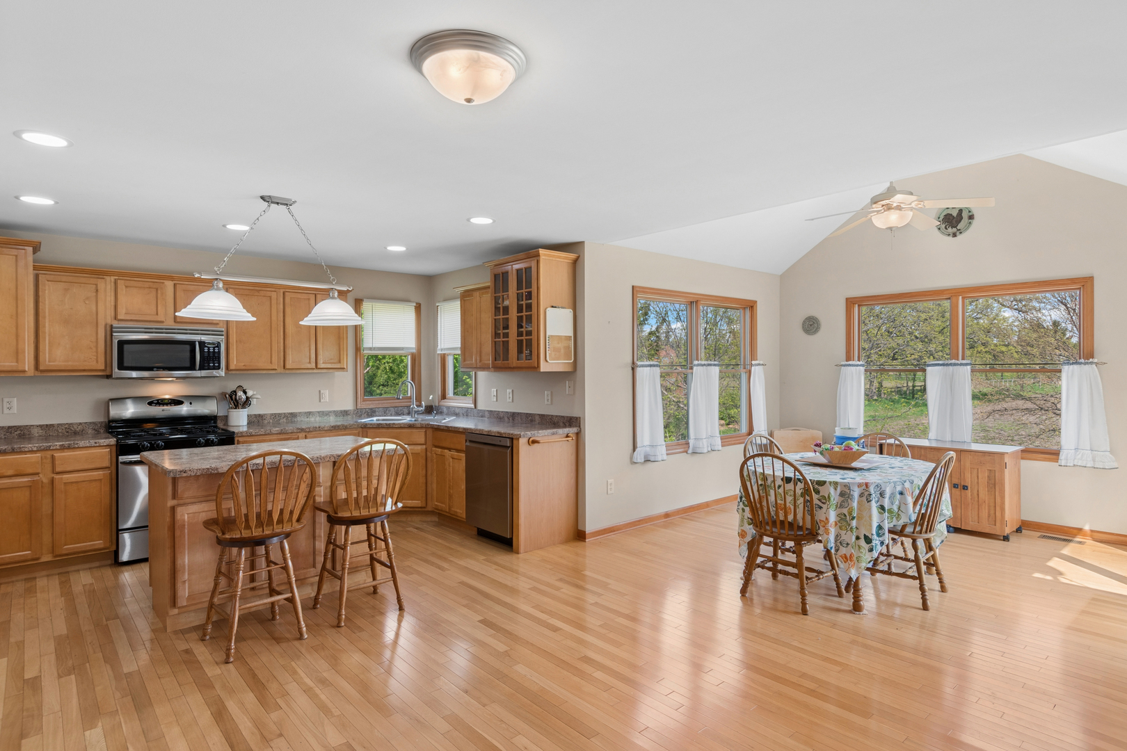 1305 W Northwind Drive, Sandwich, IL 60548