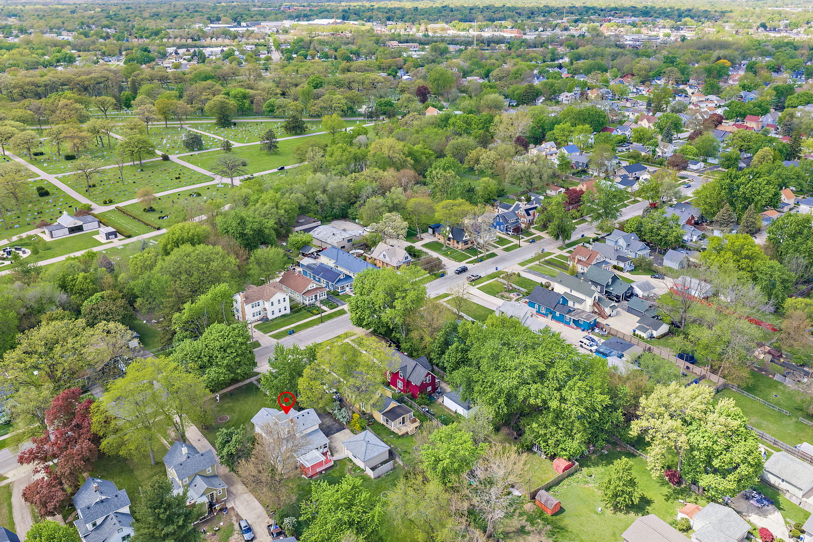 922 Douglas Avenue, Aurora, IL 60505