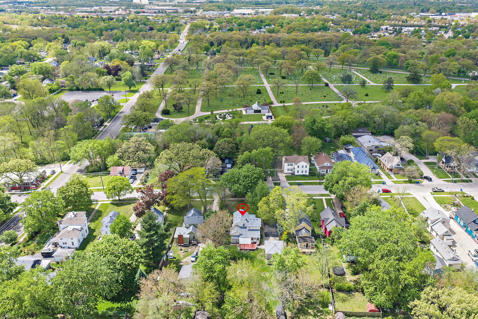 922 Douglas Avenue, Aurora, IL 60505