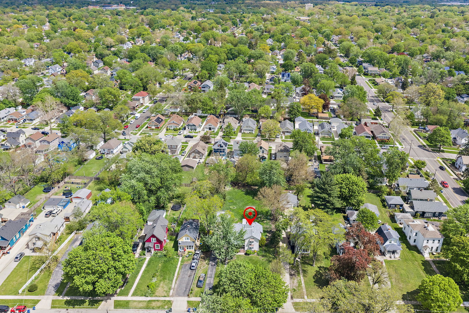 922 Douglas Avenue, Aurora, IL 60505