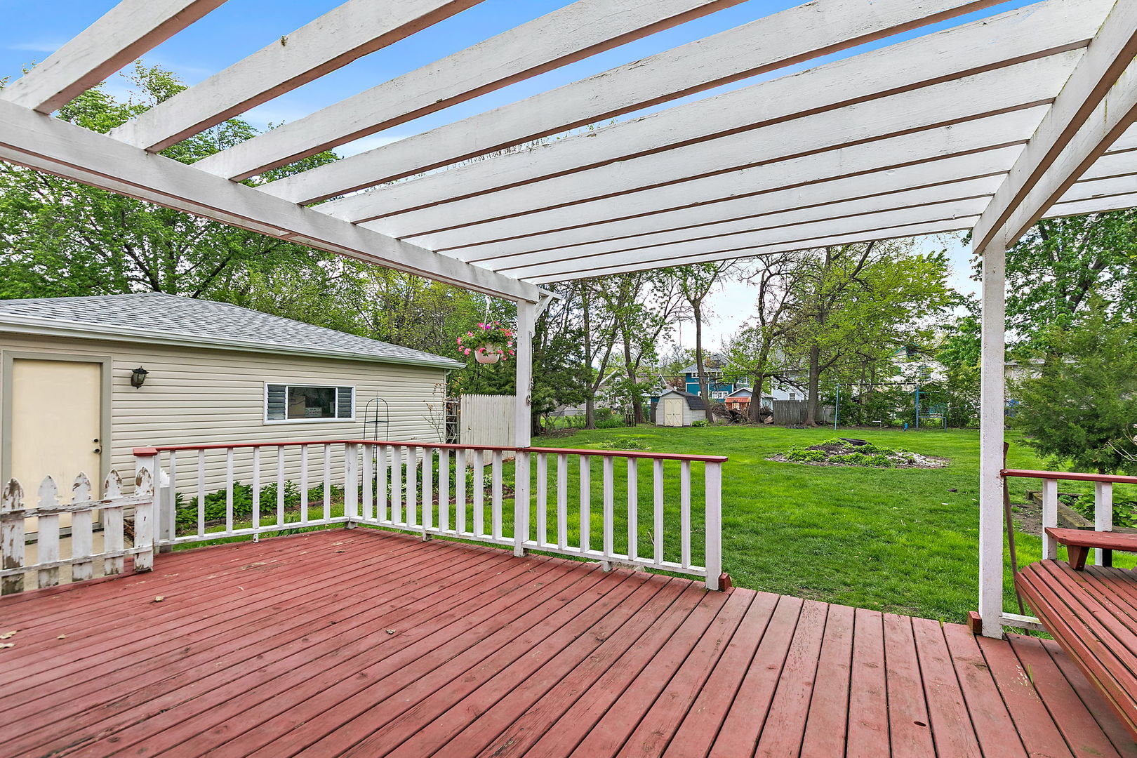 922 Douglas Avenue, Aurora, IL 60505