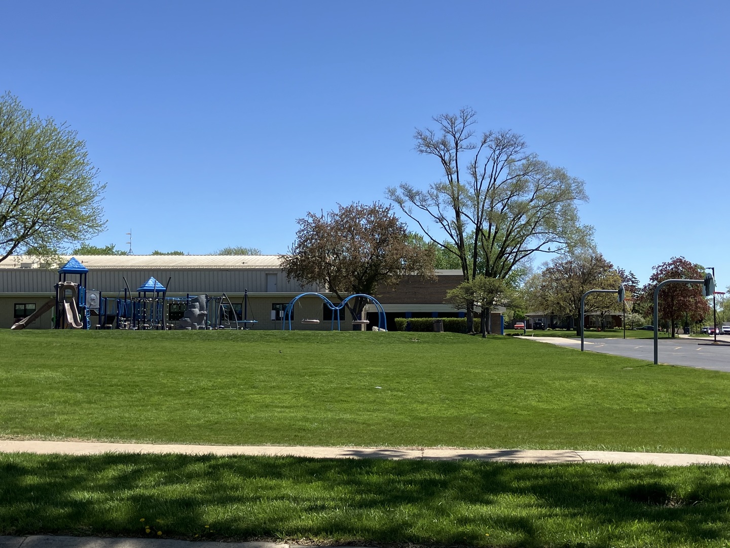 254 PLACID Way, Elk Grove Village, IL 60007