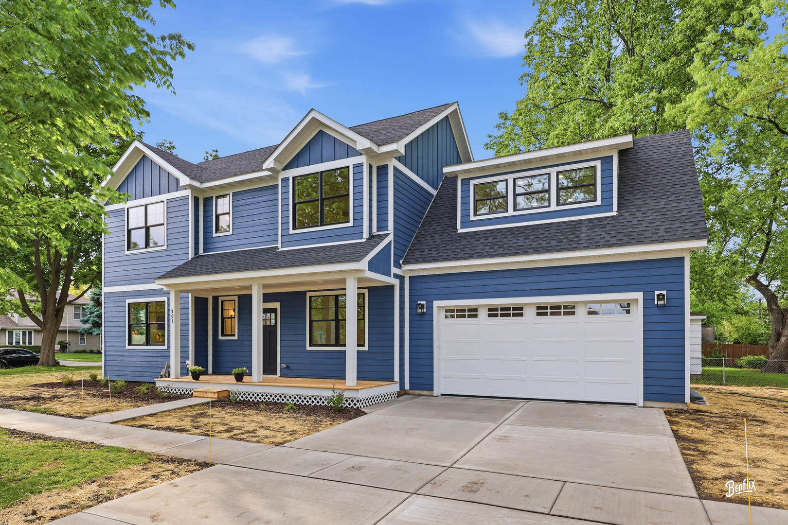 201 N Elm Street, Mount Prospect, IL 60056
