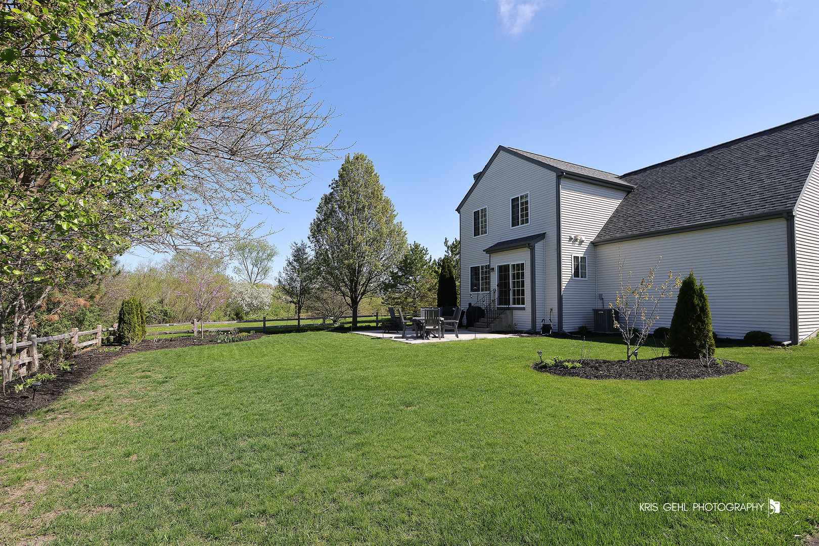 716 S Winchester Drive, Round Lake, IL 60073