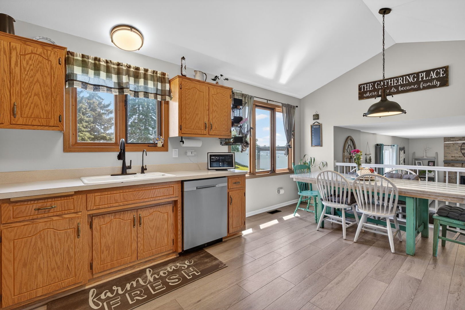 702 Longwood Court, Minooka, IL 60447