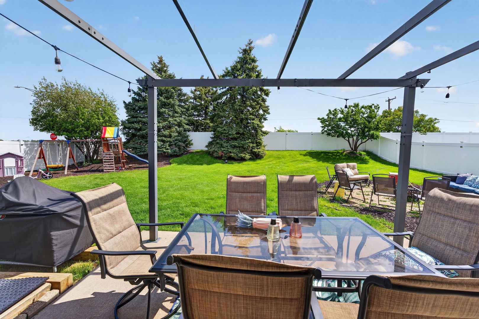 702 Longwood Court, Minooka, IL 60447