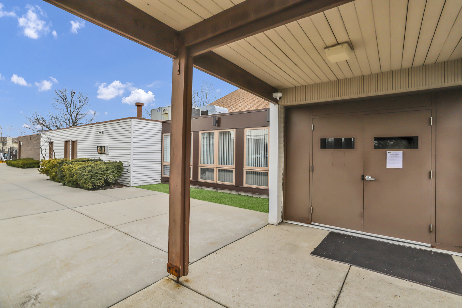 1475 Rebecca Drive #310, Hoffman Estates, IL 60169