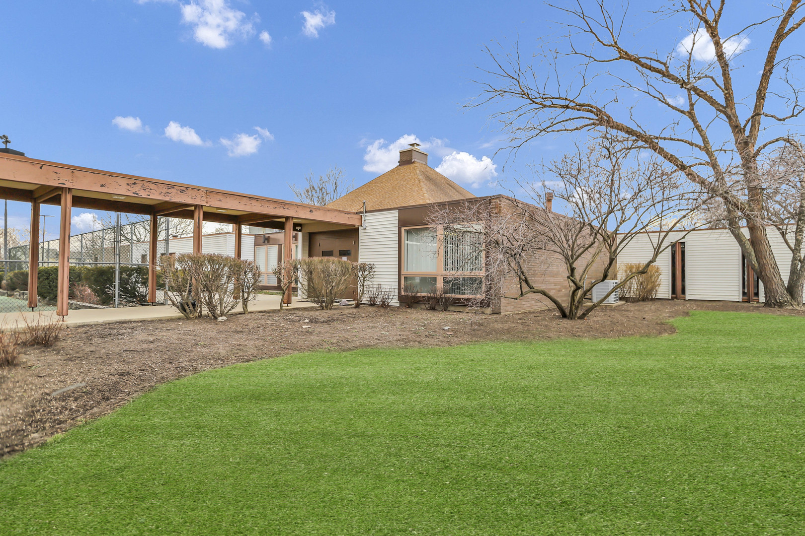 1475 Rebecca Drive #310, Hoffman Estates, IL 60169