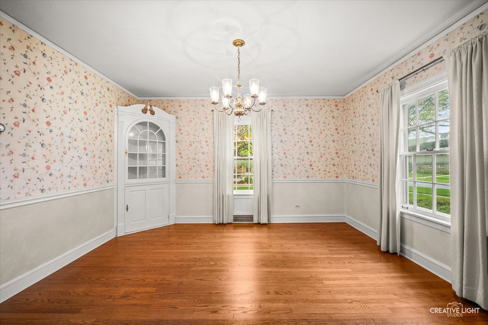 1106 N Washington Street, Wheaton, IL 60187