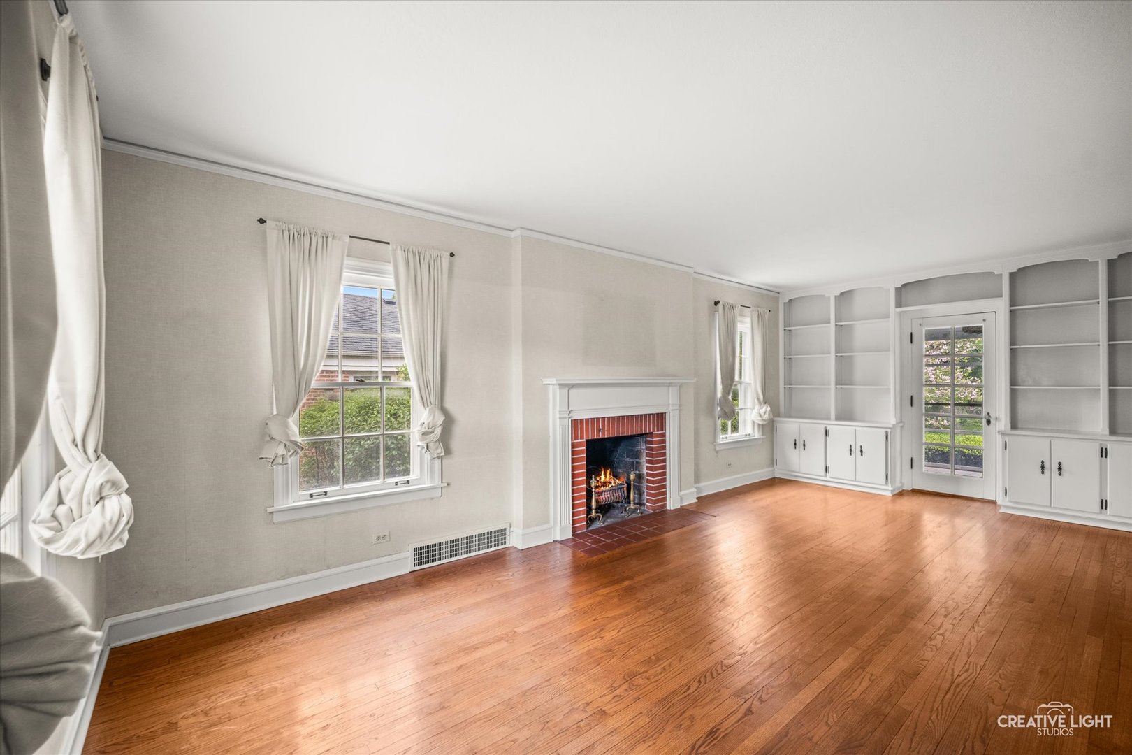 1106 N Washington Street, Wheaton, IL 60187