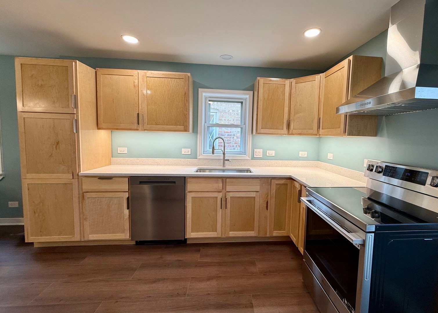 5822 W 64th Place, Chicago, IL 60638