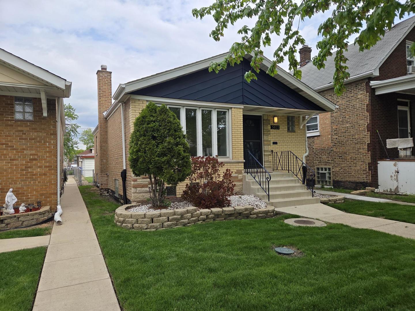 5822 W 64th Place, Chicago, IL 60638