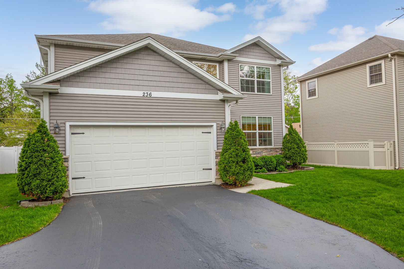 236 S Lincoln Street, Westmont, IL 60559