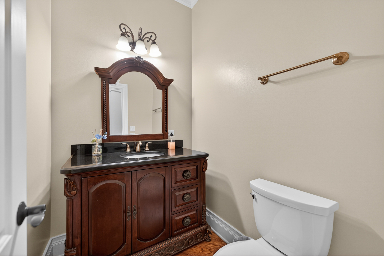 4 Dani Lane, Schaumburg, IL 60173