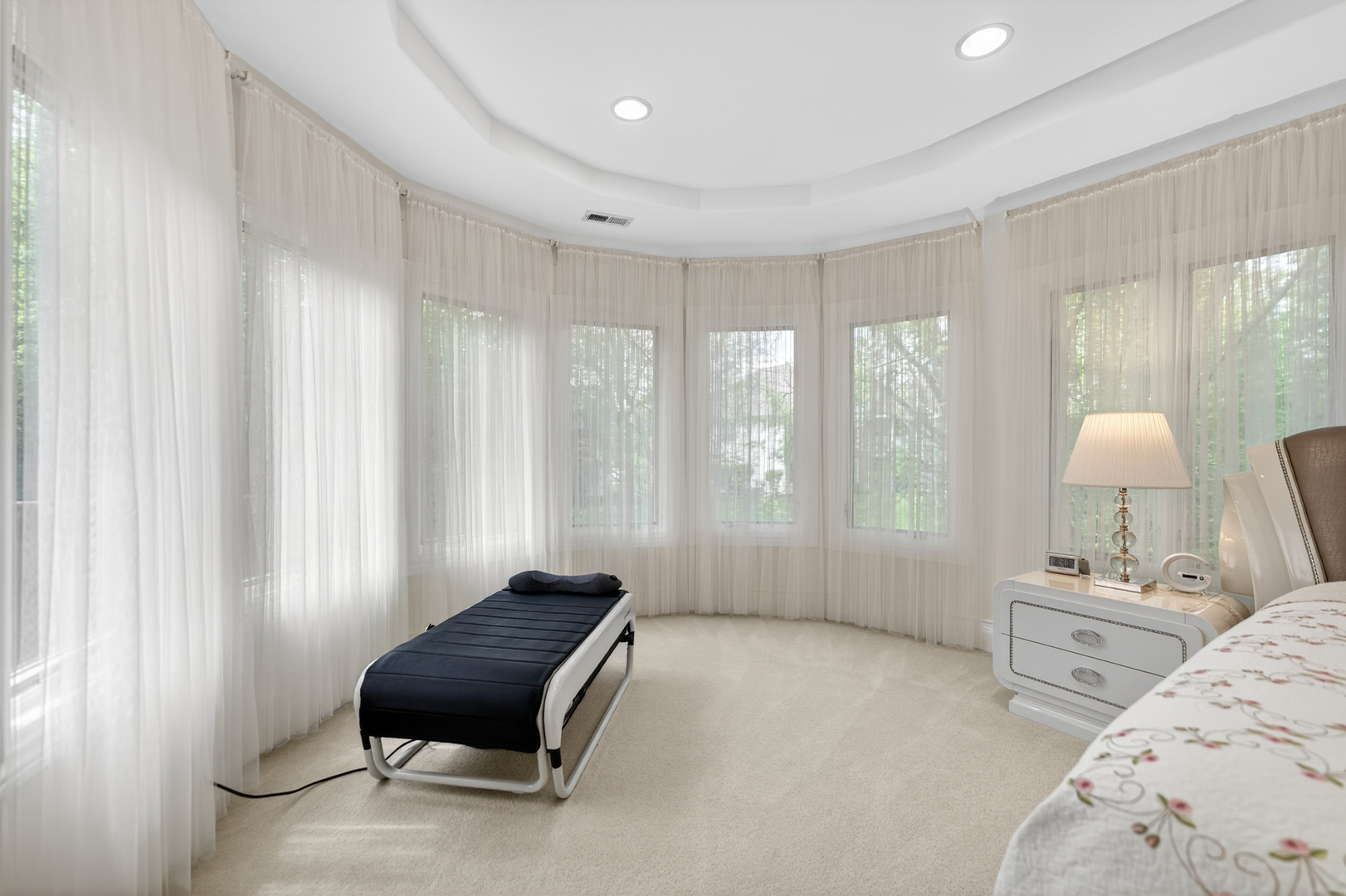 4 Dani Lane, Schaumburg, IL 60173