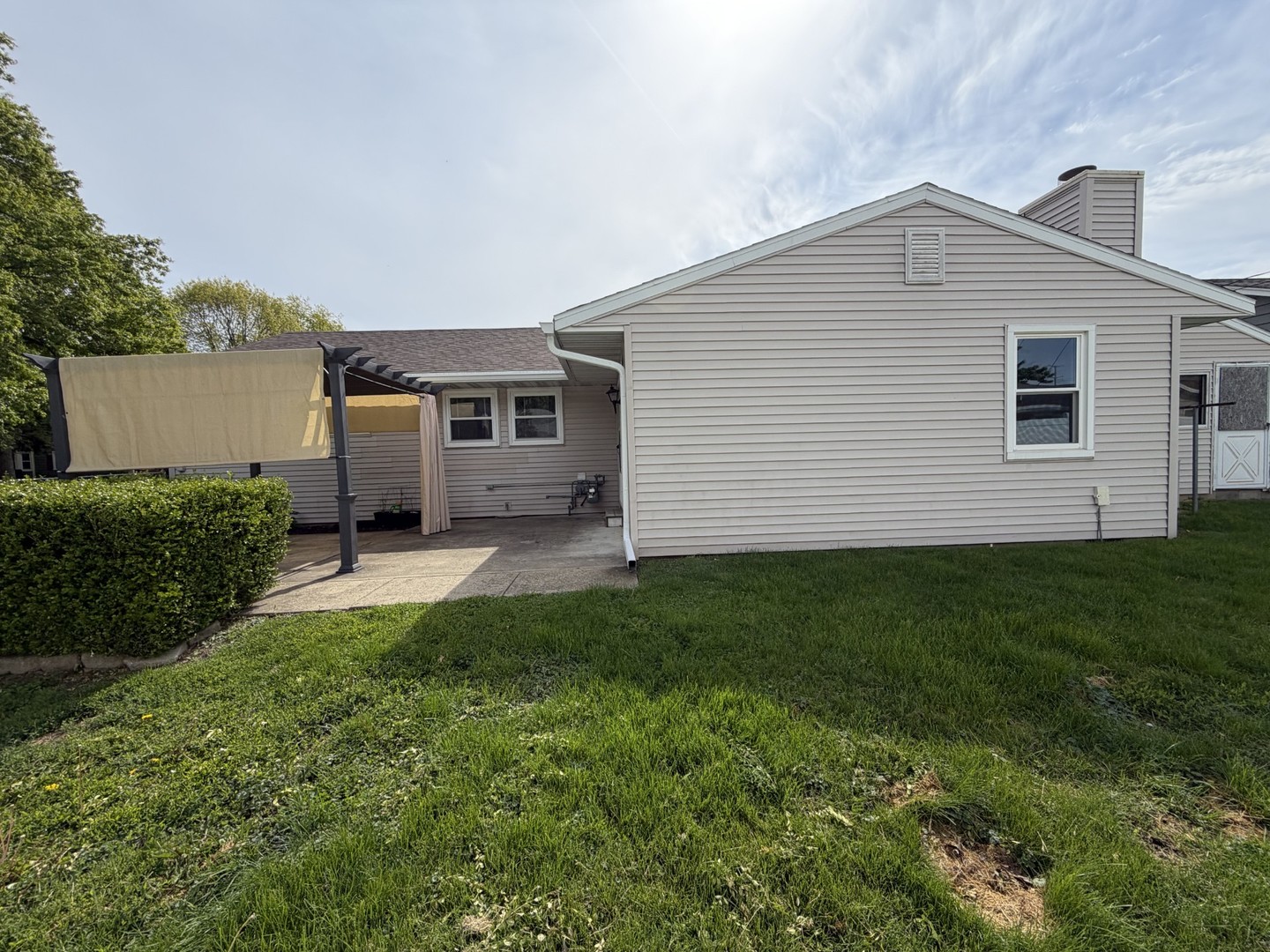 1 Cottonwood Street, Bloomington, IL 61701