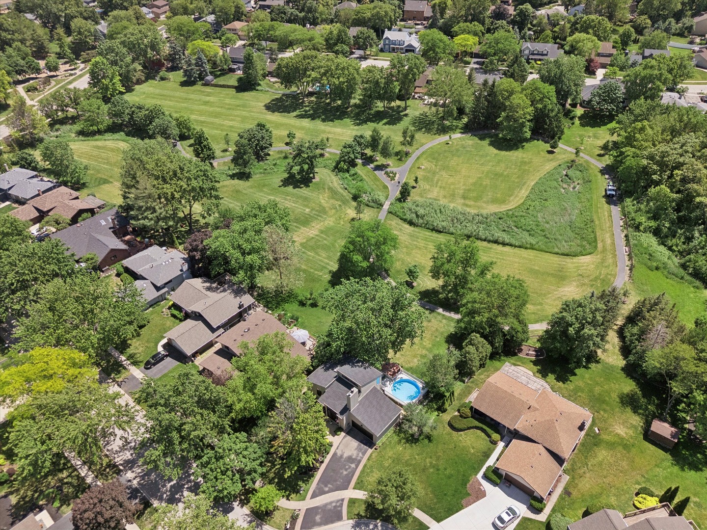 2929 NorthCreek Drive, Woodridge, IL 60517