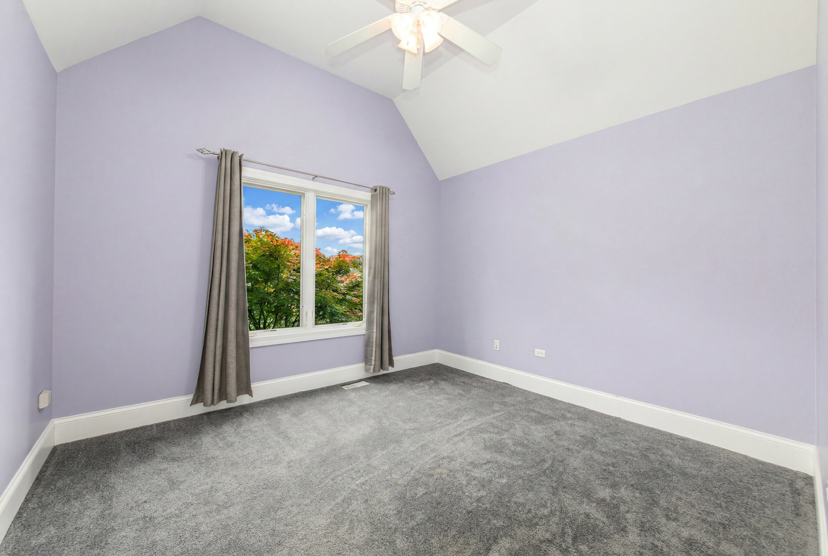 4736 DEVON Avenue, Lisle, IL 60532