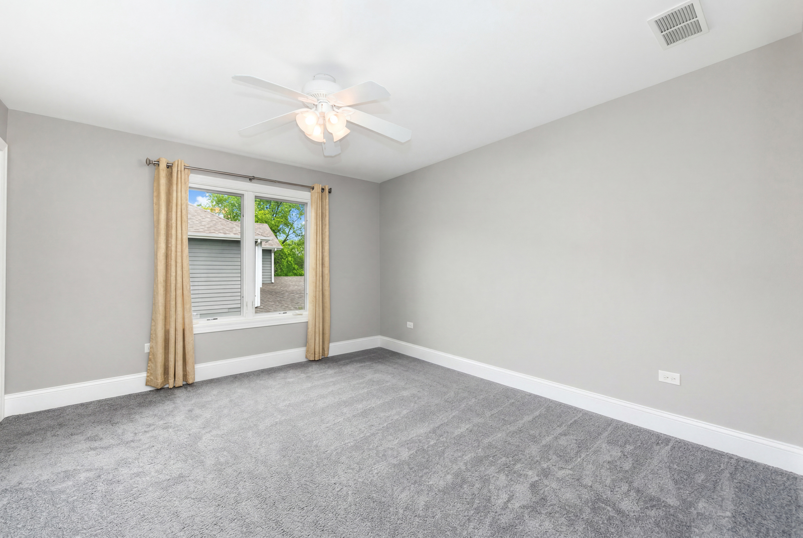 4736 DEVON Avenue, Lisle, IL 60532