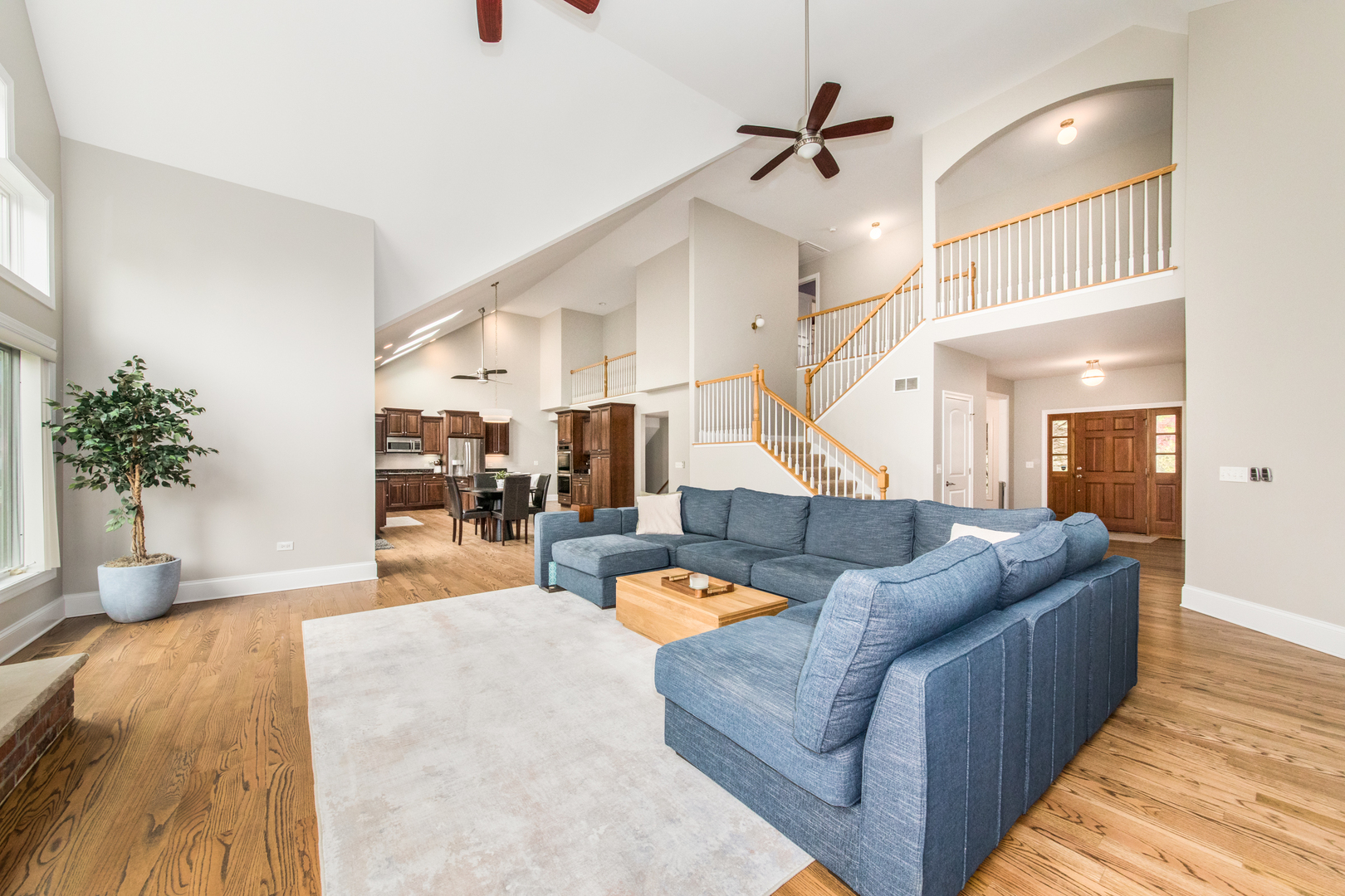 4736 DEVON Avenue, Lisle, IL 60532