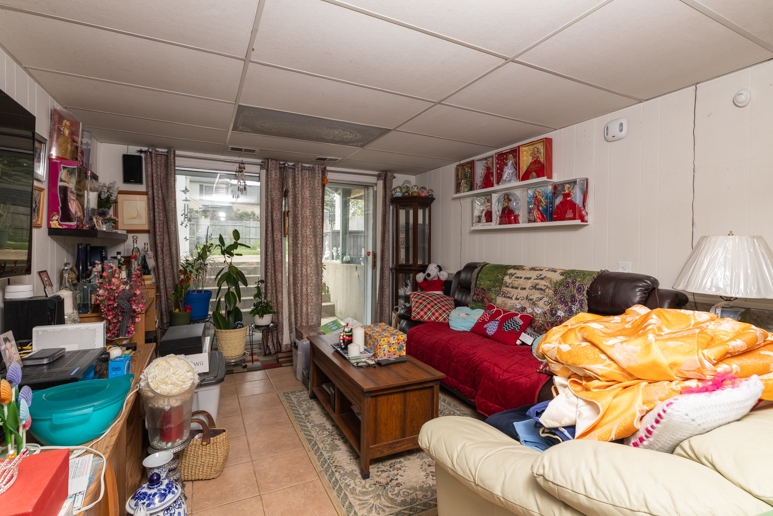2124 Westview Drive, Des Plaines, IL 60018