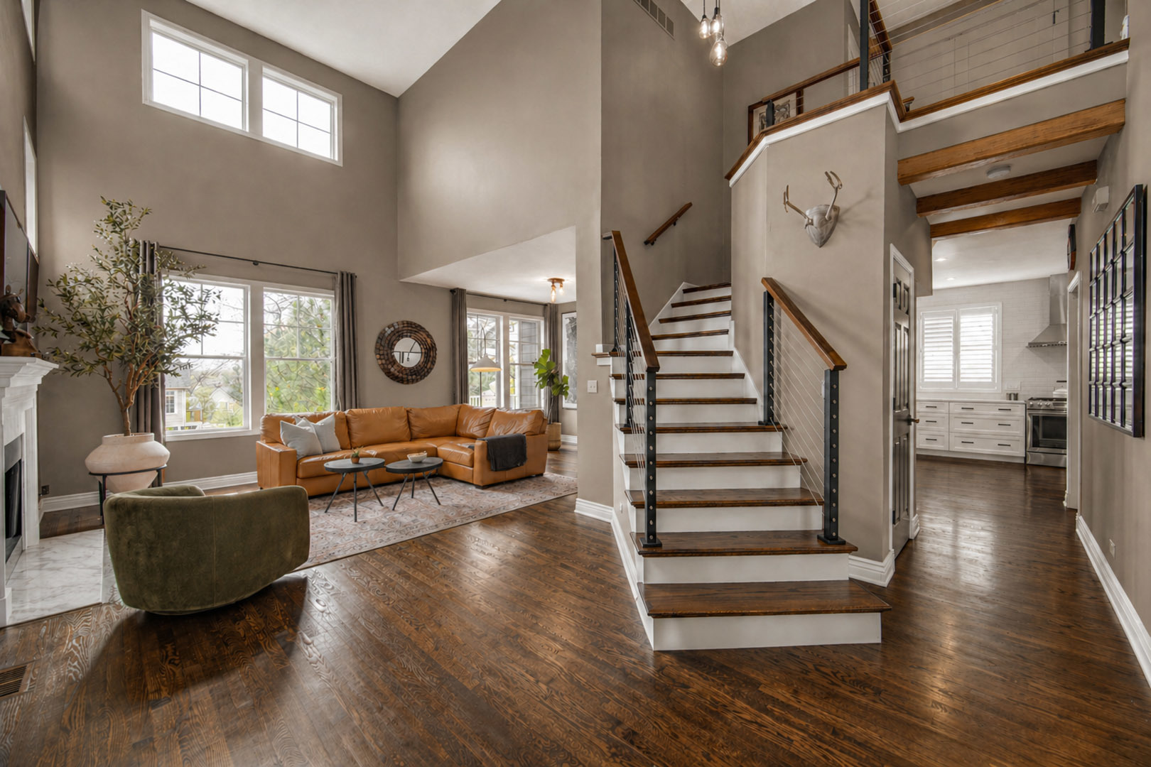 807 Viewpointe Drive, St. Charles, IL 60174