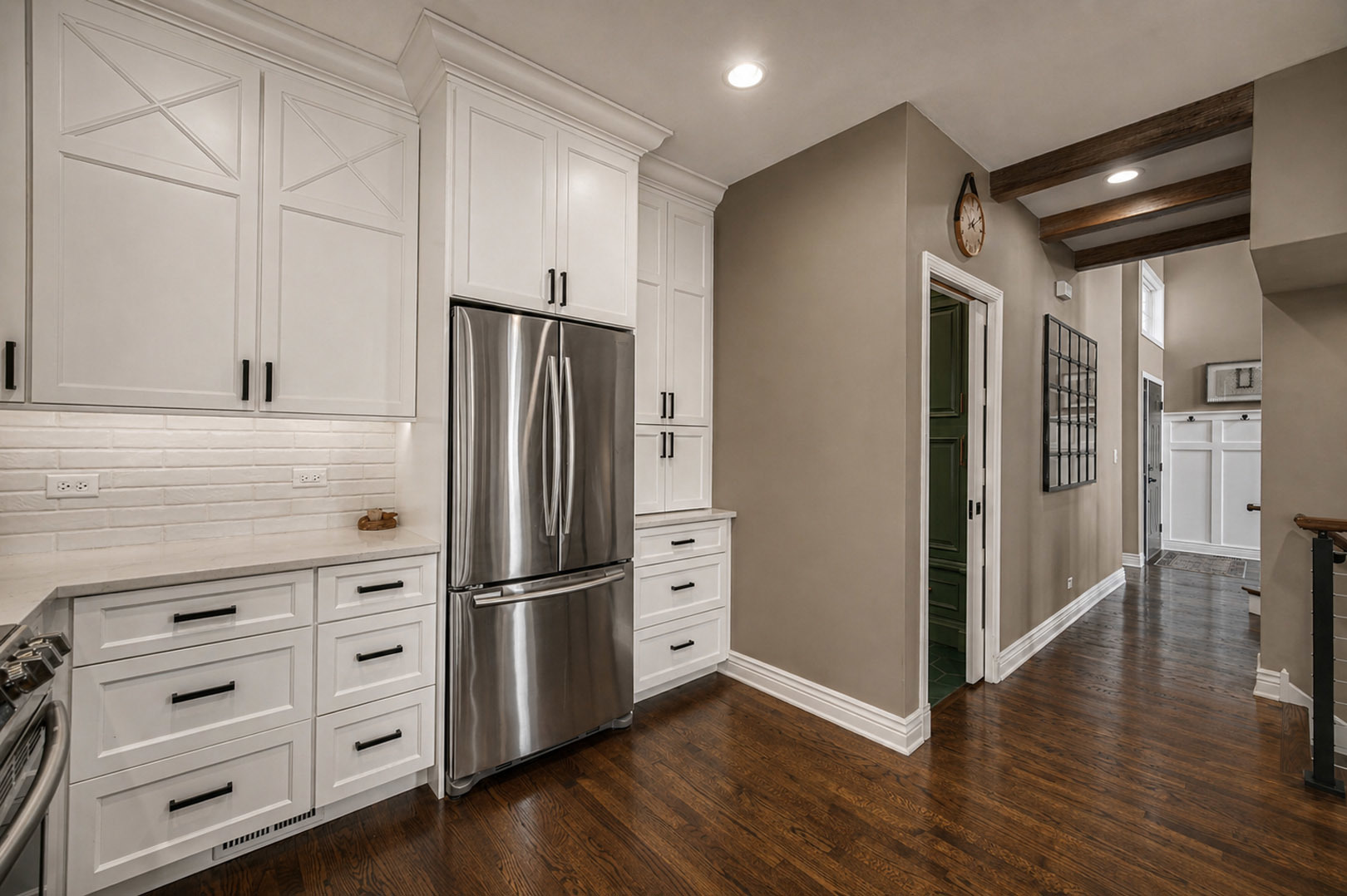 807 Viewpointe Drive, St. Charles, IL 60174