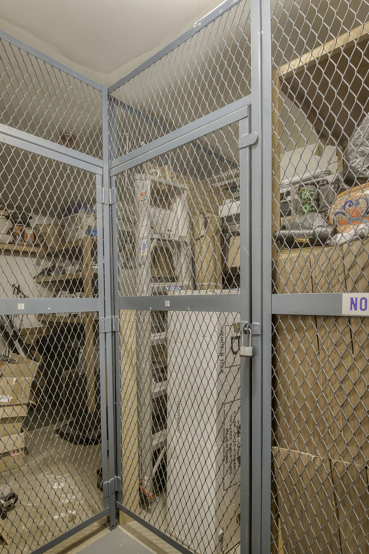 2 Oak Brook Club Drive #C103, Oak Brook, IL 60523