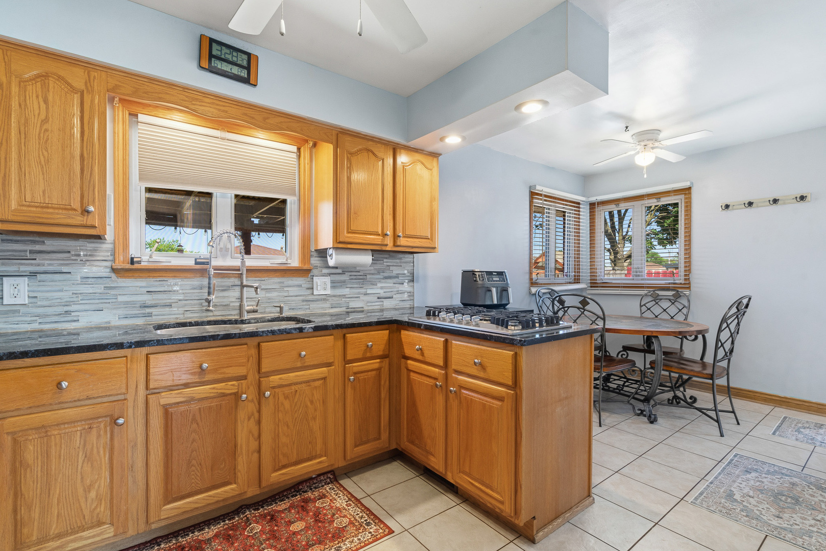 512 CHANEY Street, Crest Hill, IL 60403