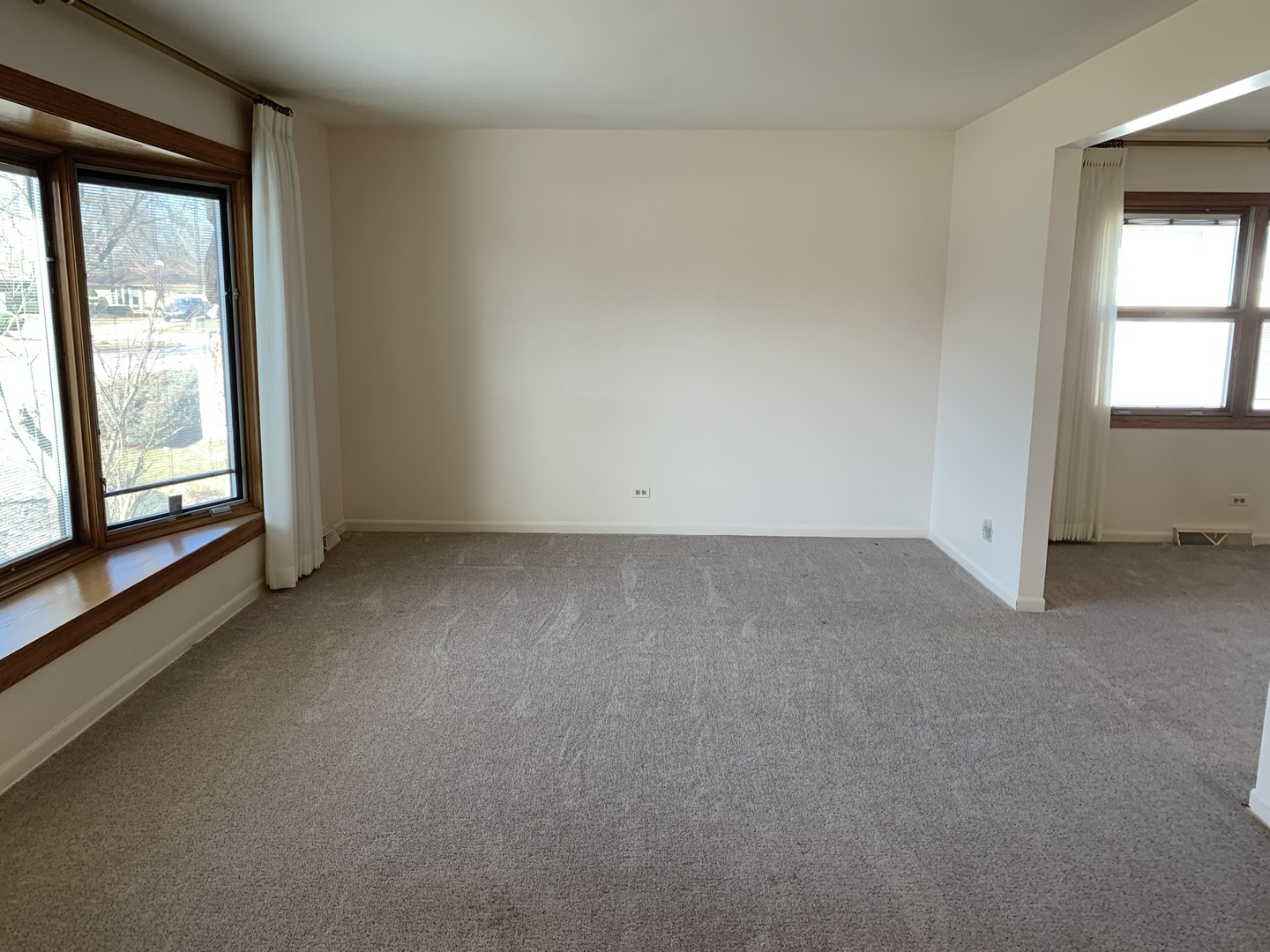 7609 Hayenga Lane, Darien, IL 60561