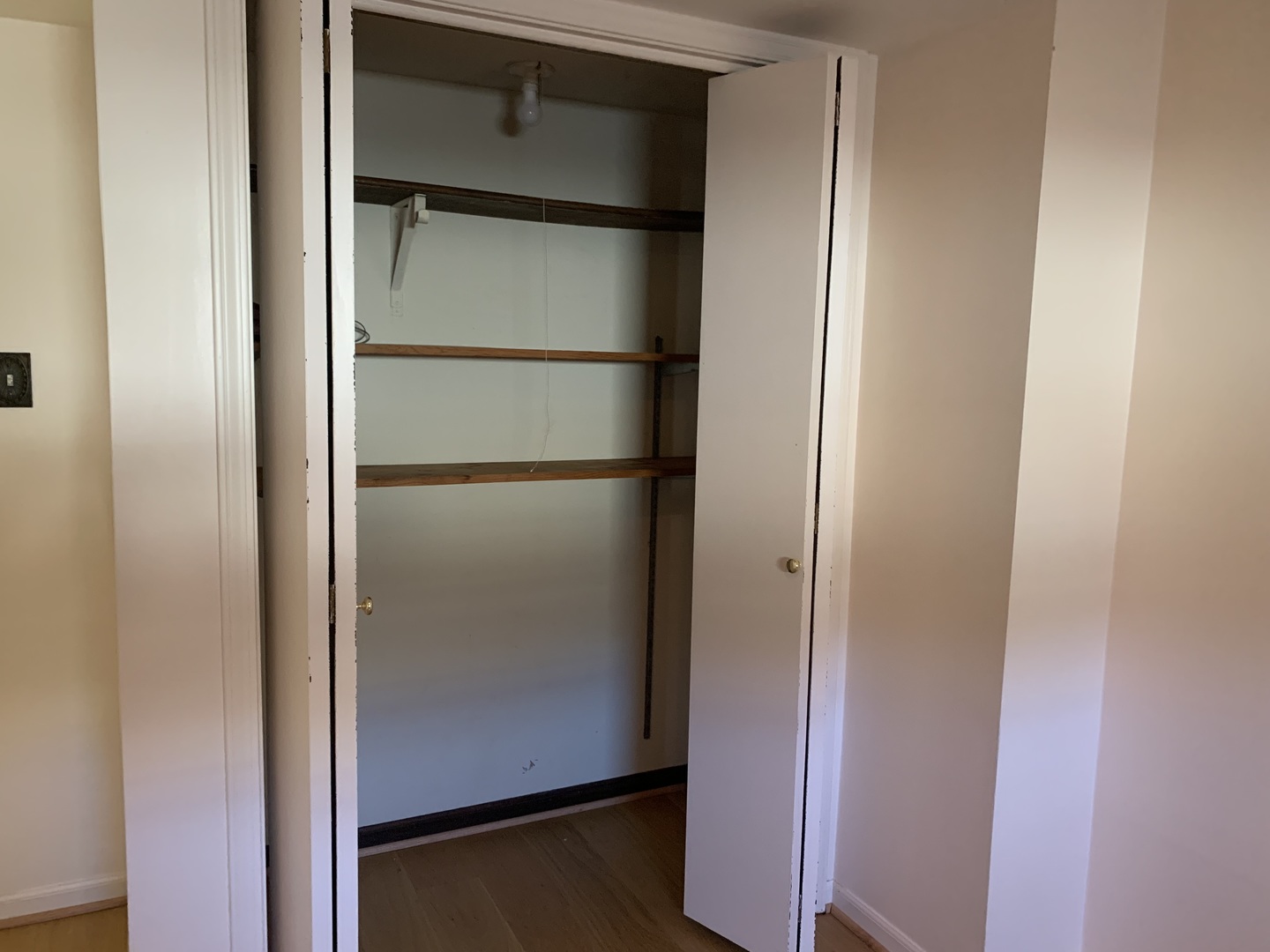 7609 Hayenga Lane, Darien, IL 60561