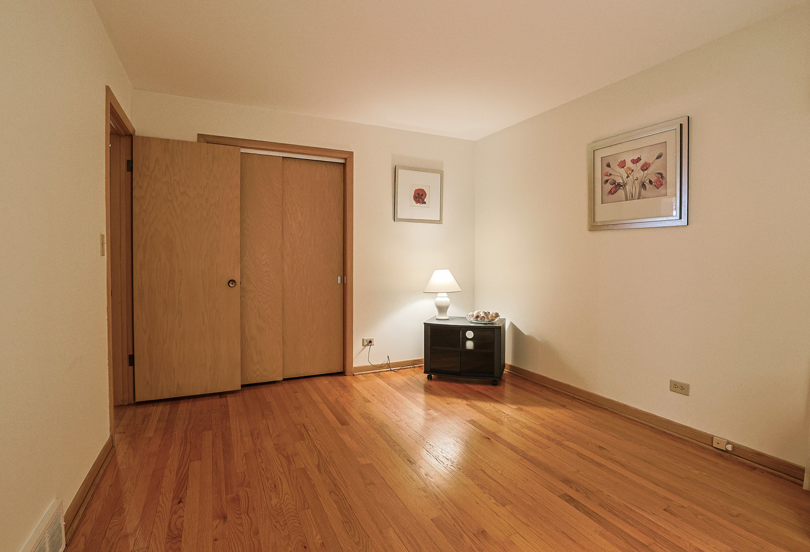 4631 N Reserve Avenue, Chicago, IL 60656