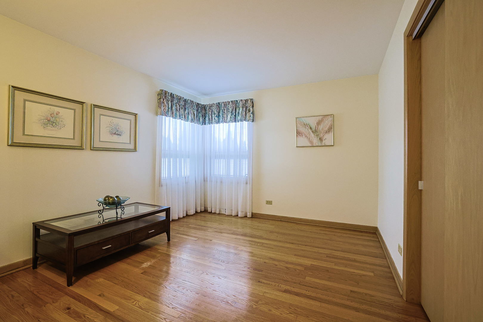 4631 N Reserve Avenue, Chicago, IL 60656