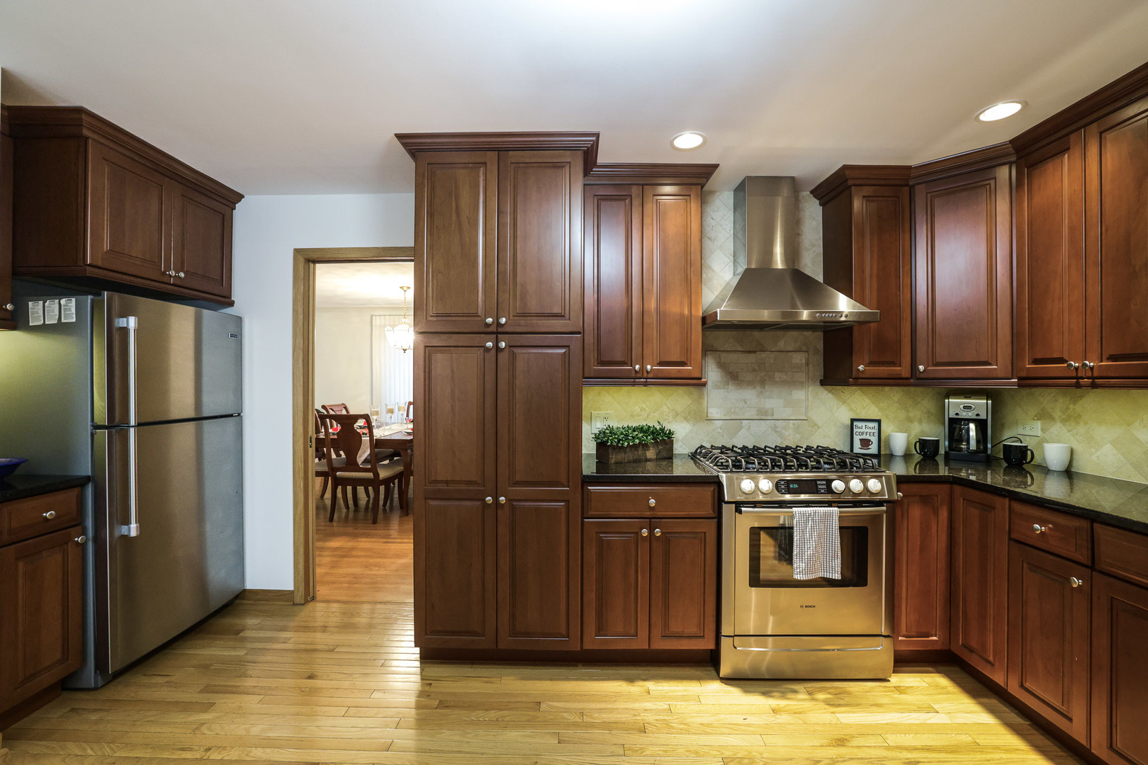 4631 N Reserve Avenue, Chicago, IL 60656