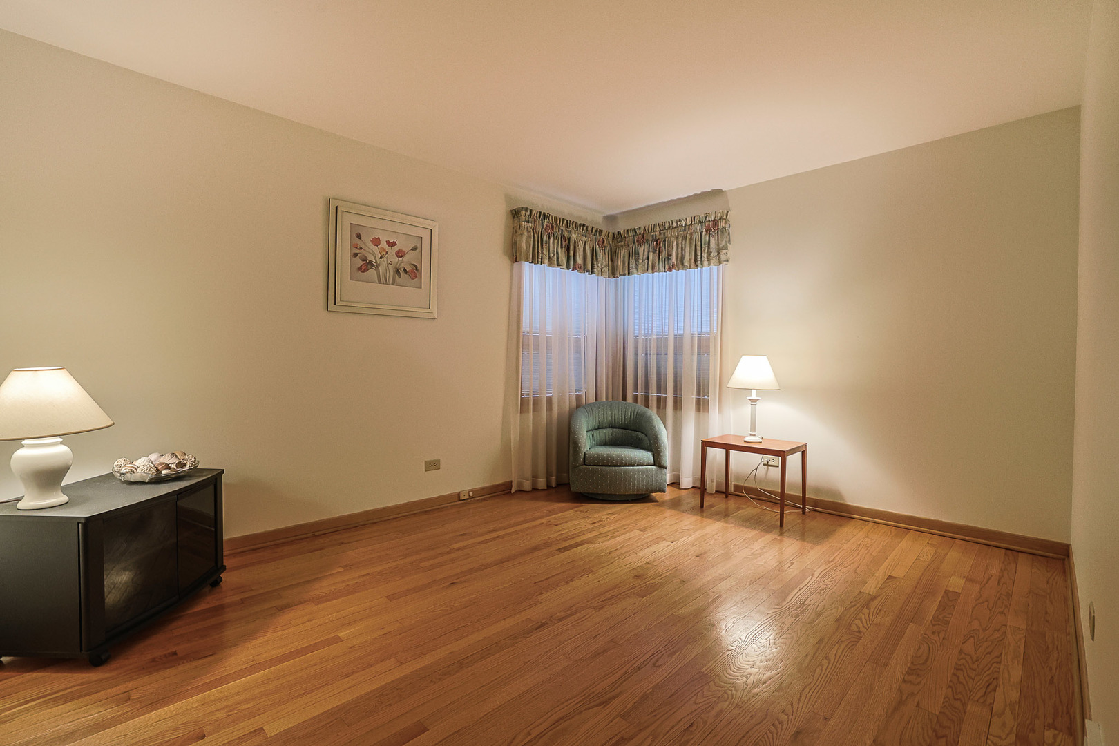 4631 N Reserve Avenue, Chicago, IL 60656