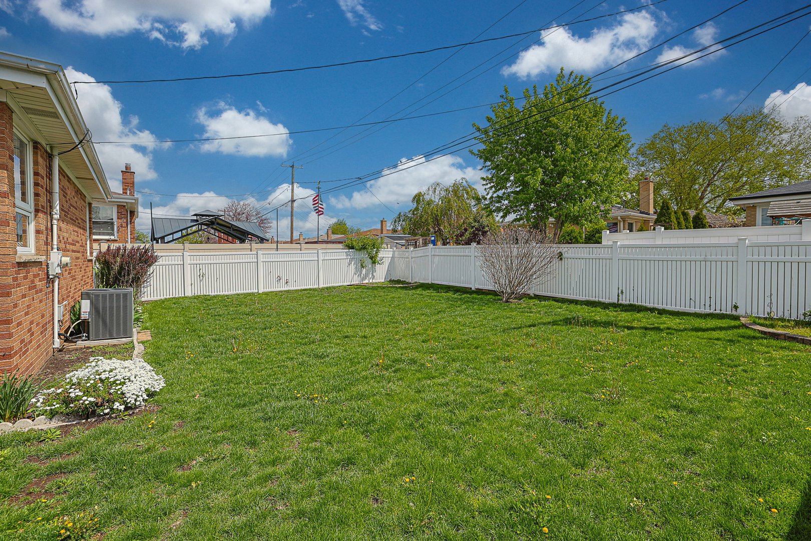 4631 N Reserve Avenue, Chicago, IL 60656