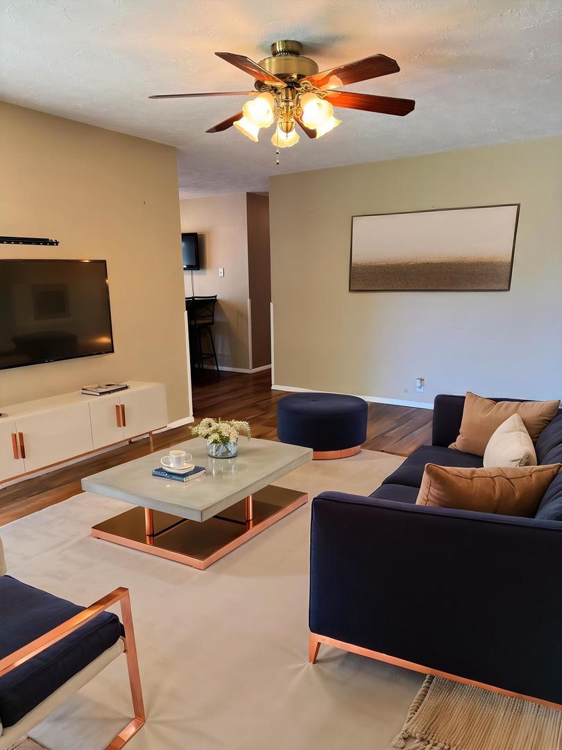 219 River Drive, DeKalb, IL 60115